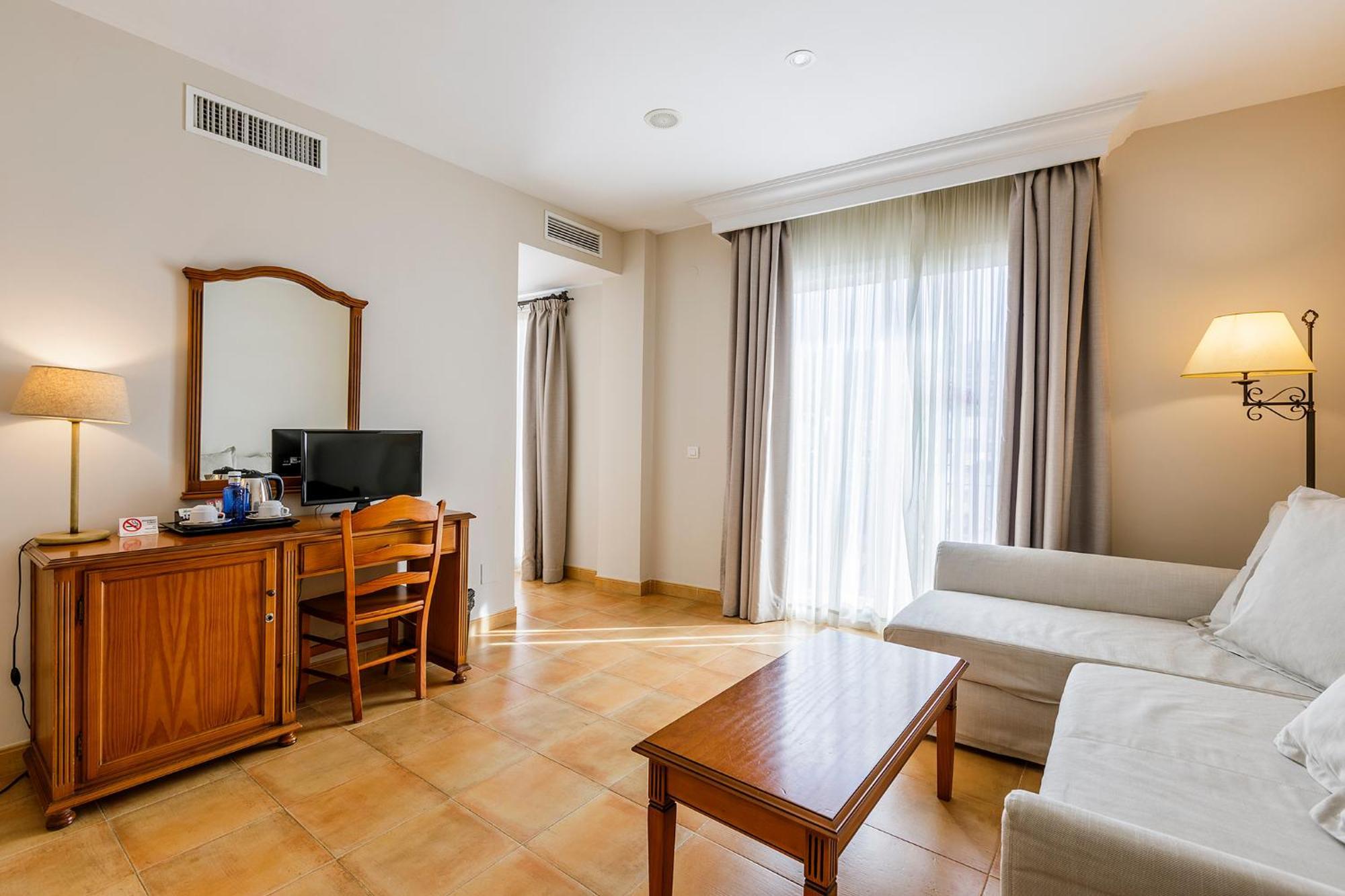Hotel Almijara - Mares لا هيرادورا المظهر الخارجي الصورة